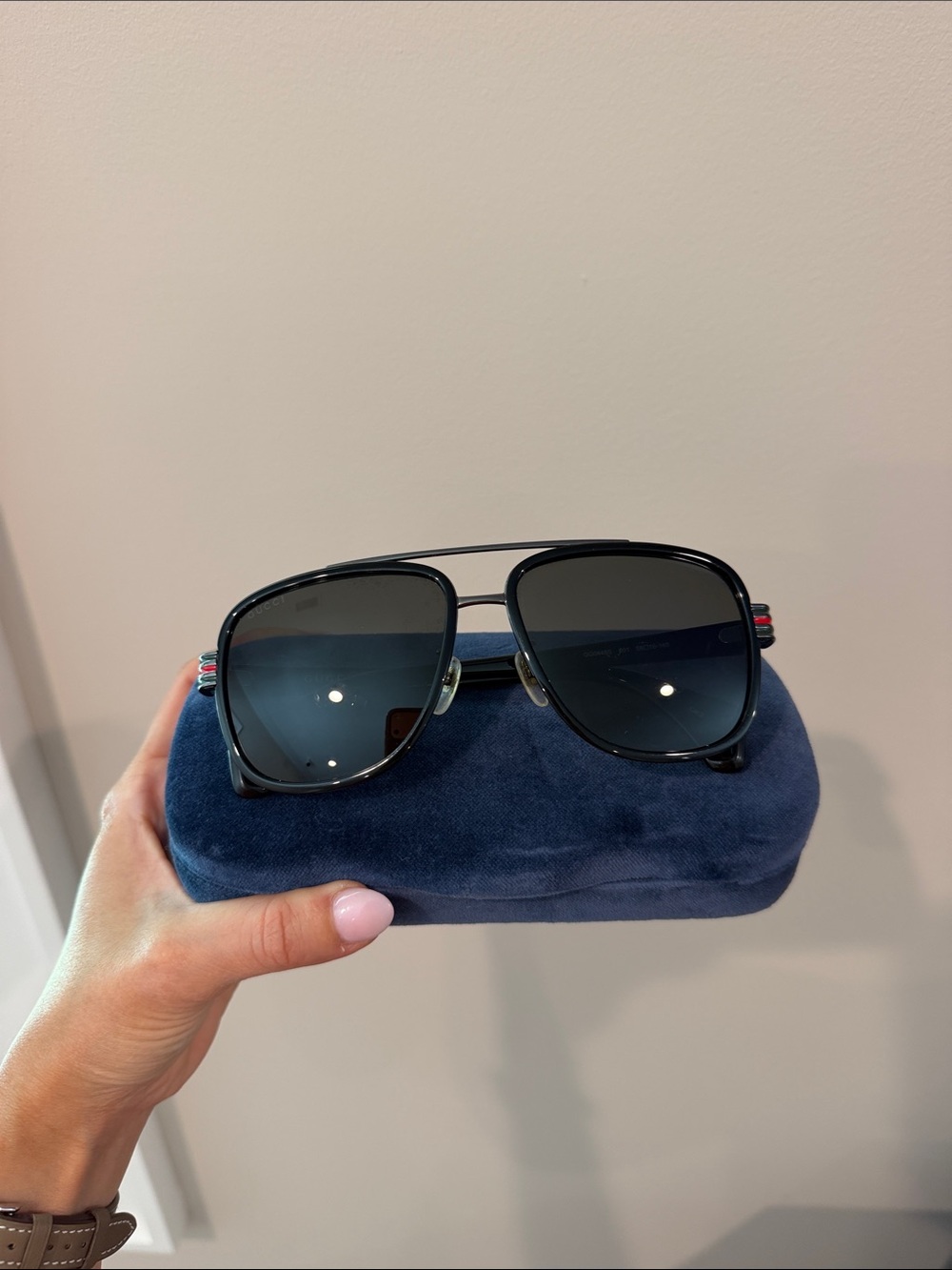 Gucci Black Aviator Sunglasses with Dark Lenses